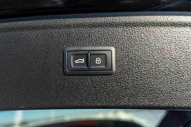 2021 AUDI Q5 - Image 19