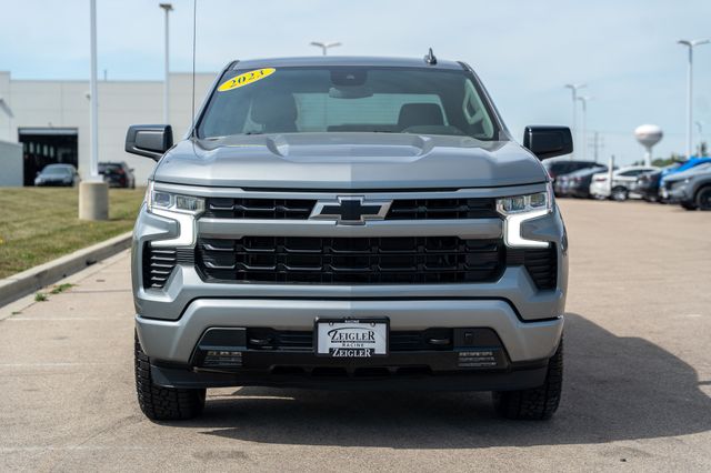 2023 CHEVROLET SILVERADO - Image 2