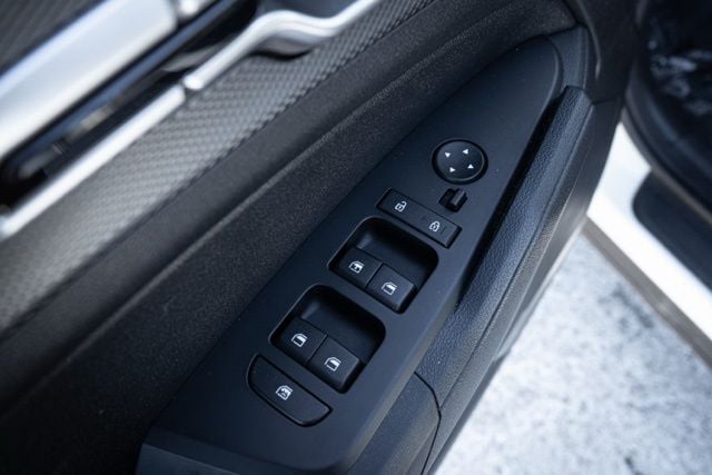 2024 KIA SPORTAGE - Image 18