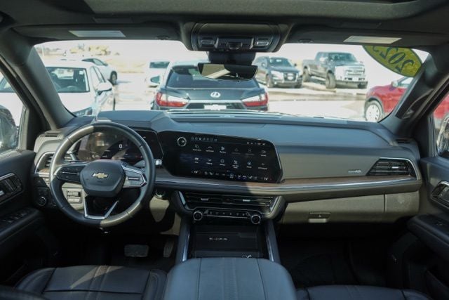 2025 CHEVROLET SUBURBAN - Image 15