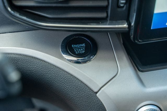 2023 FORD EXPLORER - Image 30