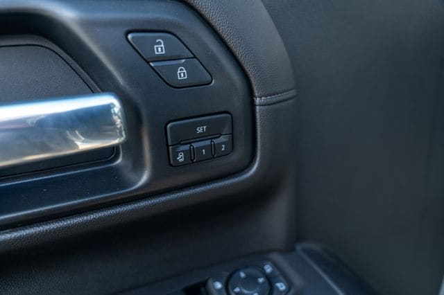 2021 GMC SIERRA - Image 21