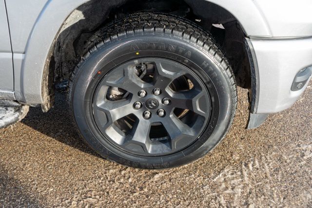 2025 RAM 1500 - Image 12