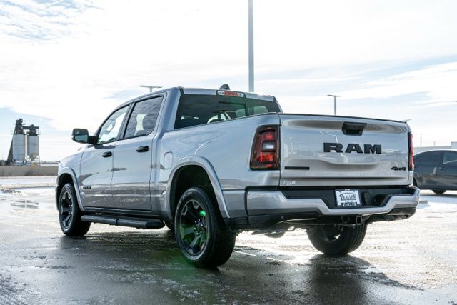 2025 RAM 1500 - Image 5