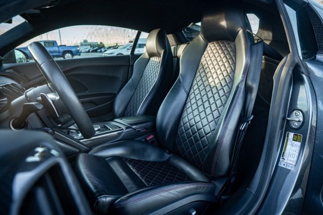 2018 AUDI R8 - Image 12