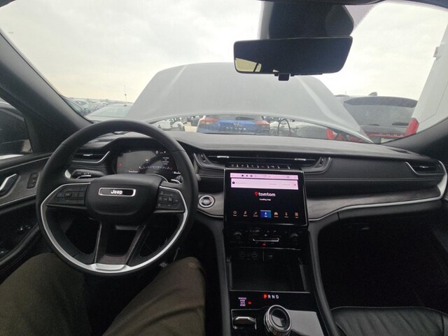 2024 JEEP GRAND CHEROKEE L - Image 9