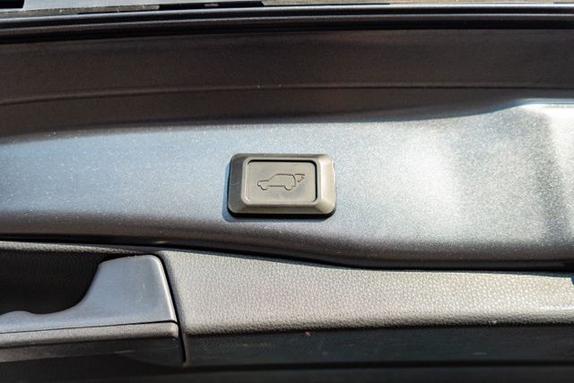 2022 TOYOTA RAV4 - Image 14