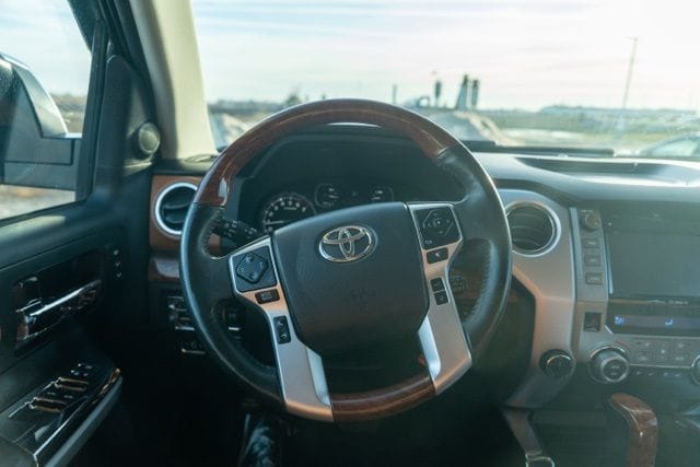 2018 TOYOTA TUNDRA - Image 11