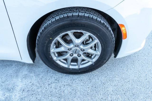 2024 CHRYSLER PACIFICA - Image 11