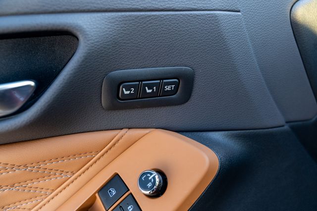 2020 TOYOTA AVALON - Image 21