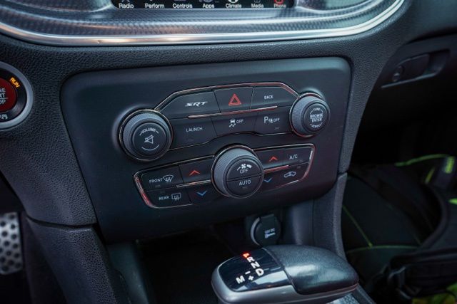 2016 DODGE CHARGER - Image 29