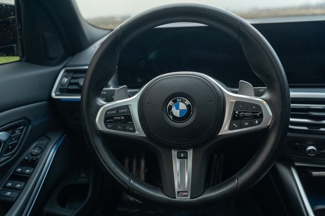 2023 BMW 340I - Image 12
