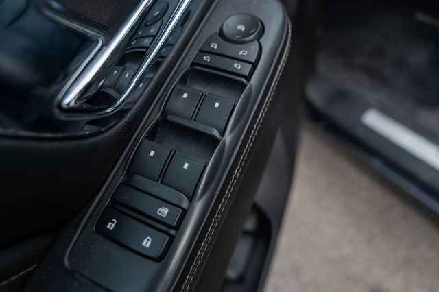 2013 CADILLAC ESCALADE - Image 27