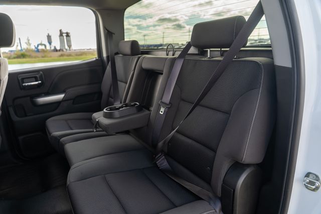 2017 CHEVROLET SILVERADO - Image 17