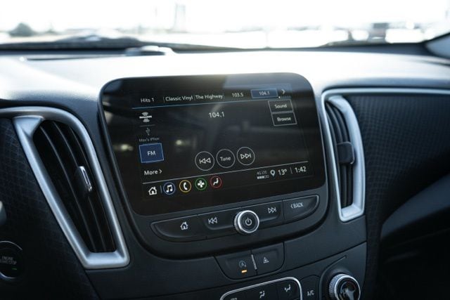 2024 CHEVROLET MALIBU - Image 18