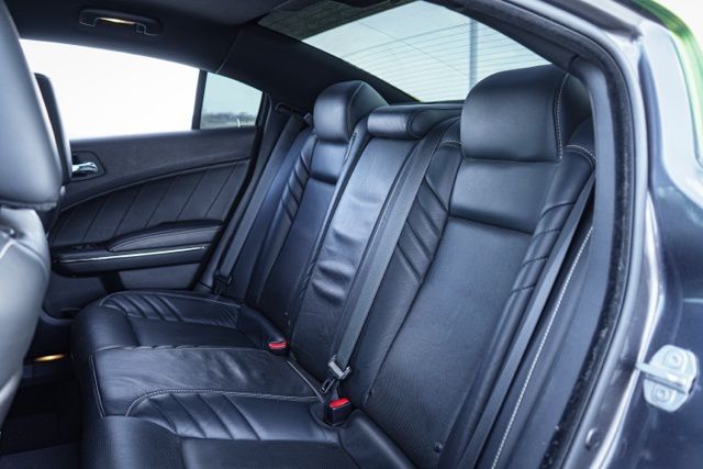 2018 DODGE CHARGER - Image 16