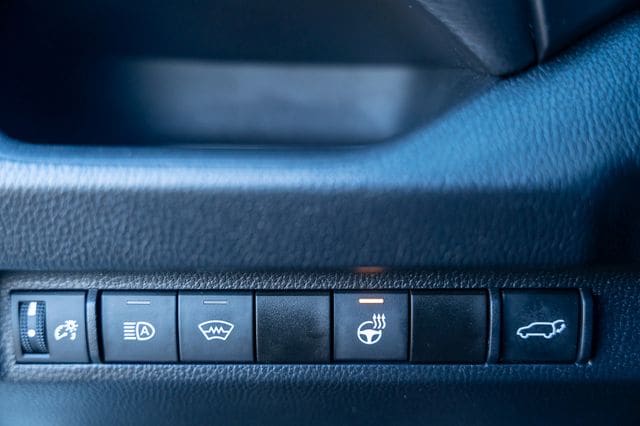 2023 TOYOTA RAV4 - Image 28