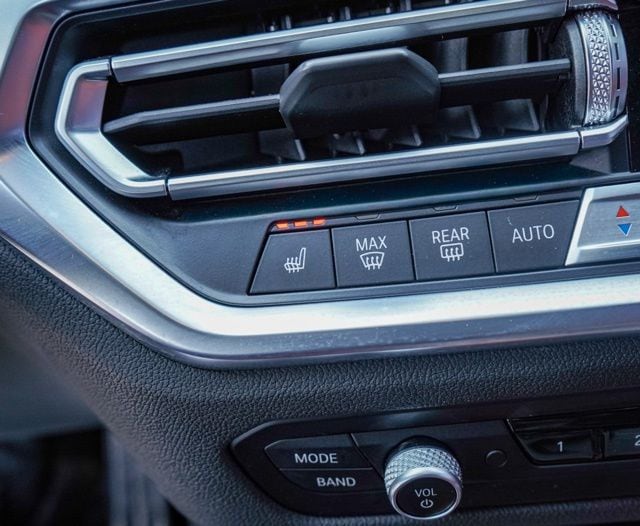 2022 BMW M240I - Image 28