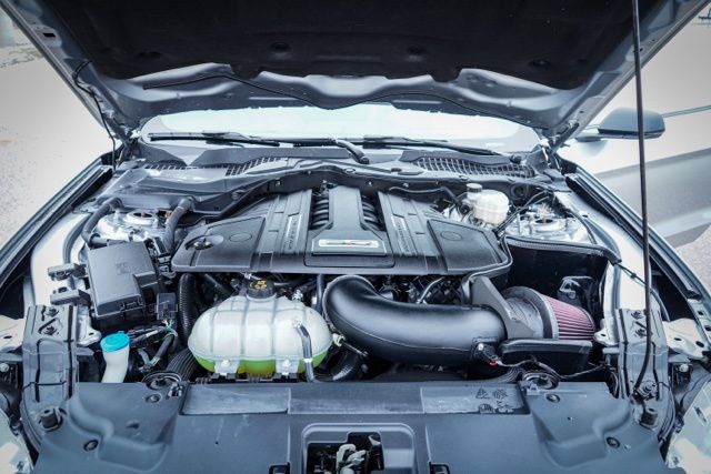 2022 FORD MUSTANG - Image 32