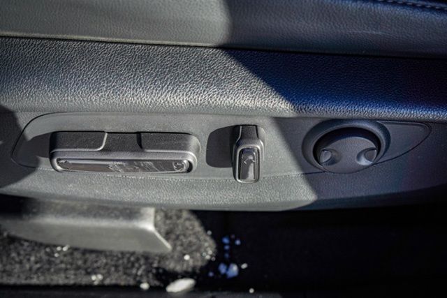 2023 HONDA CR-V - Image 17