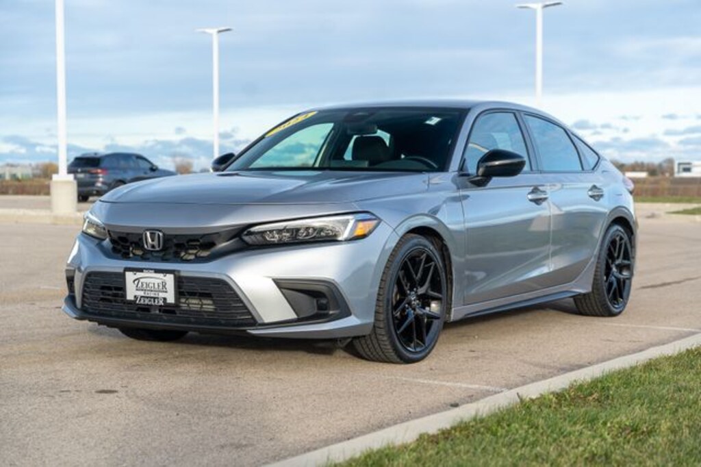 Used 2024 Honda Civic Sport Hatchback