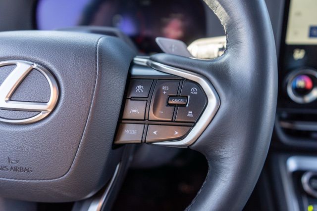 2024 LEXUS GX - Image 23