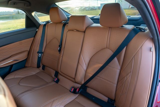 2020 TOYOTA AVALON - Image 16