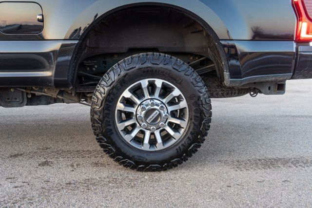 2020 FORD F-350 - Image 12