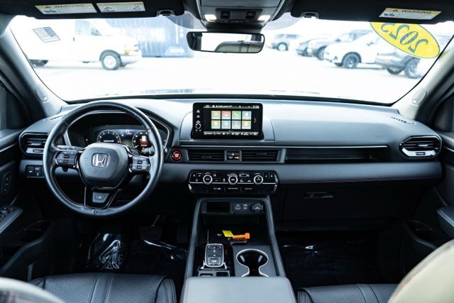2025 HONDA PILOT - Image 14
