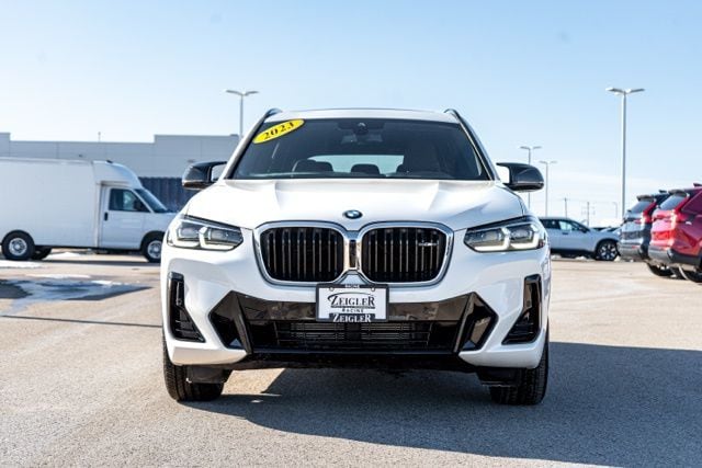 2023 BMW X3 - Image 2