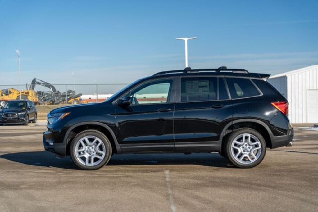 Used 2025 Honda Passport EX-L SUV