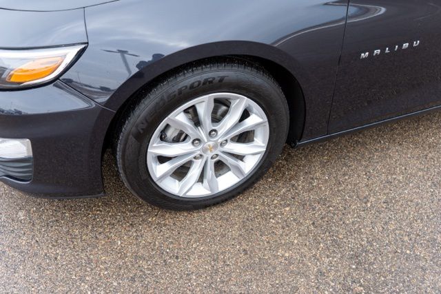 2023 CHEVROLET MALIBU - Image 11