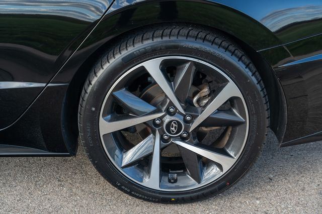 2023 HYUNDAI SONATA - Image 9