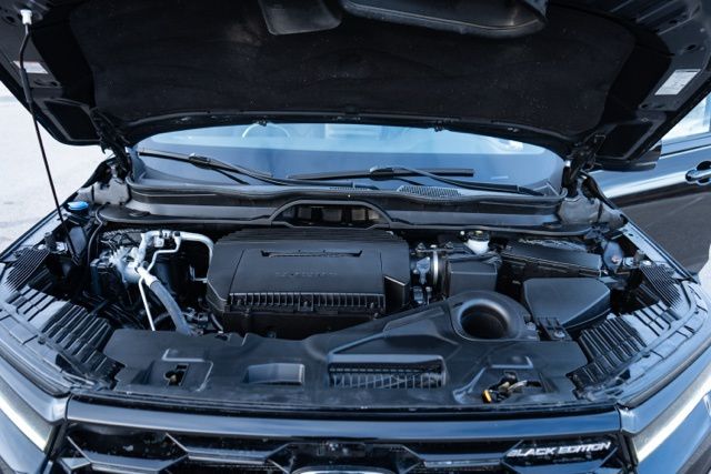 2025 HONDA PILOT - Image 35