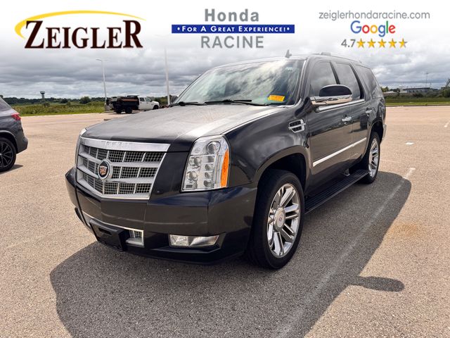 2013 Cadillac Escalade Platinum photo 2