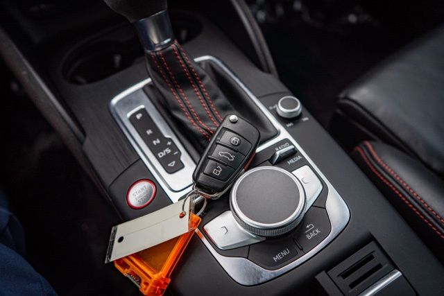 2020 AUDI RS 3 - Image 32