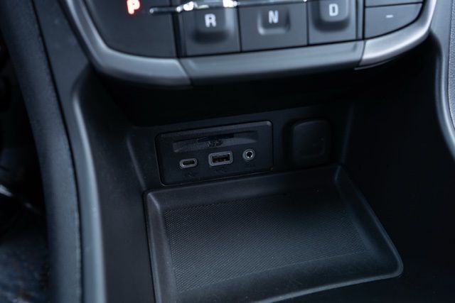 2023 GMC TERRAIN - Image 26