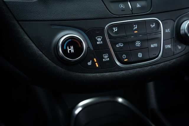 2023 CHEVROLET MALIBU - Image 23