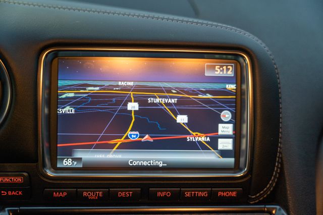 2016 NISSAN GT-R - Image 18