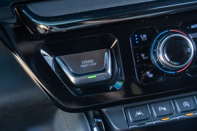 2023 GMC SIERRA - Image 33