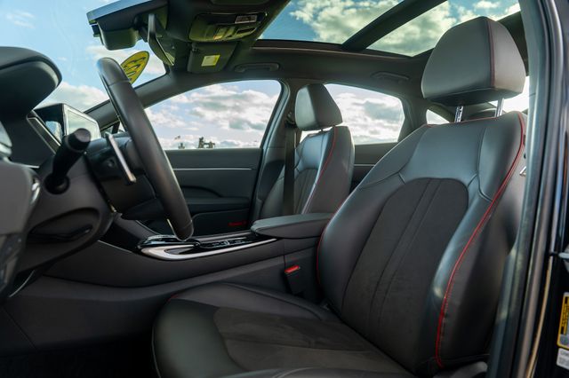 2023 HYUNDAI SONATA - Image 15