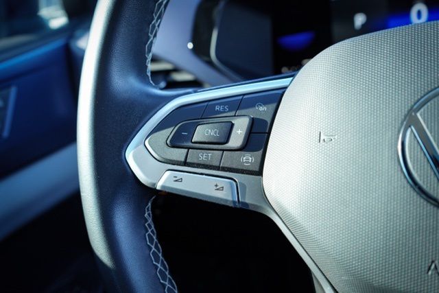 2022 VOLKSWAGEN TAOS - Image 19