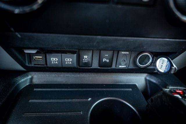 2020 TOYOTA TUNDRA - Image 33