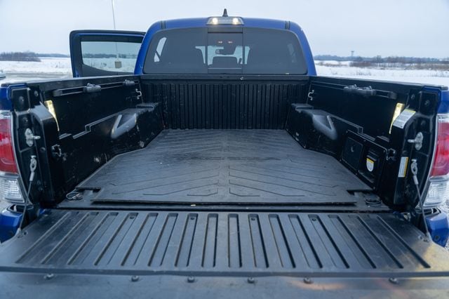 2022 TOYOTA TACOMA - Image 19