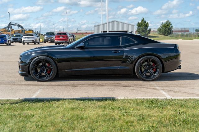 2010 Chevrolet Camaro 2SS photo 3