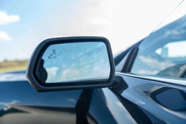 2020 FORD MUSTANG - Image 19