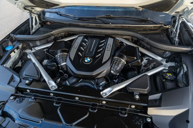 2022 BMW X7 - Image 45