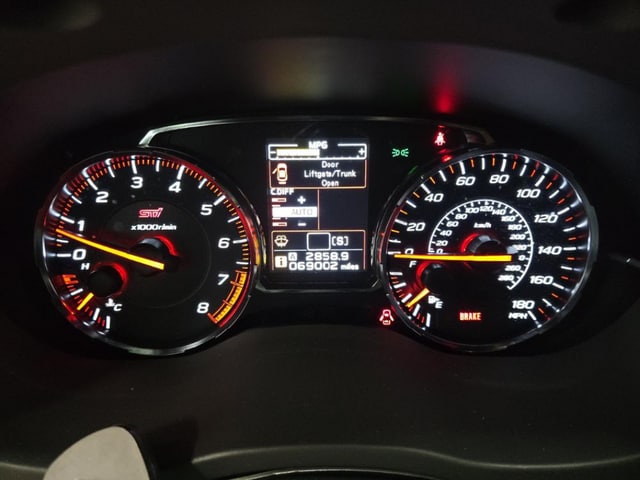 2020 SUBARU WRX - Image 12