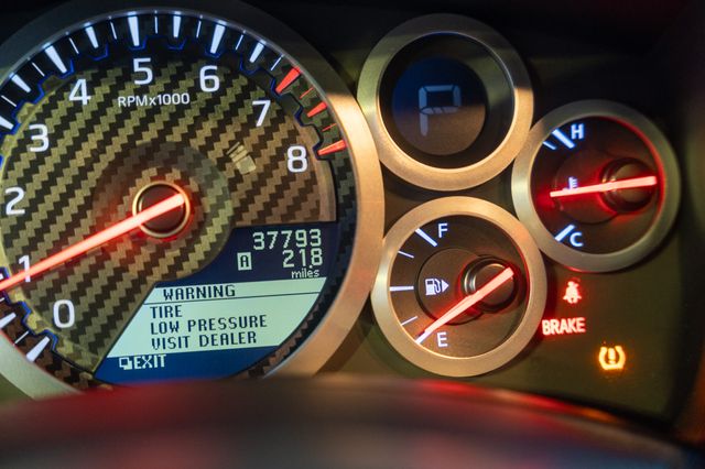 2016 NISSAN GT-R - Image 17