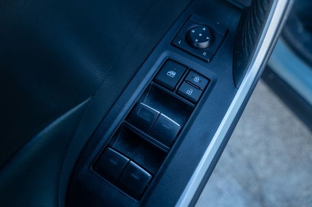 2023 TOYOTA RAV4 - Image 25